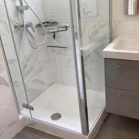 Au Calme Pour 4 - Arboree - Proche Paris 20 Min Apartment *